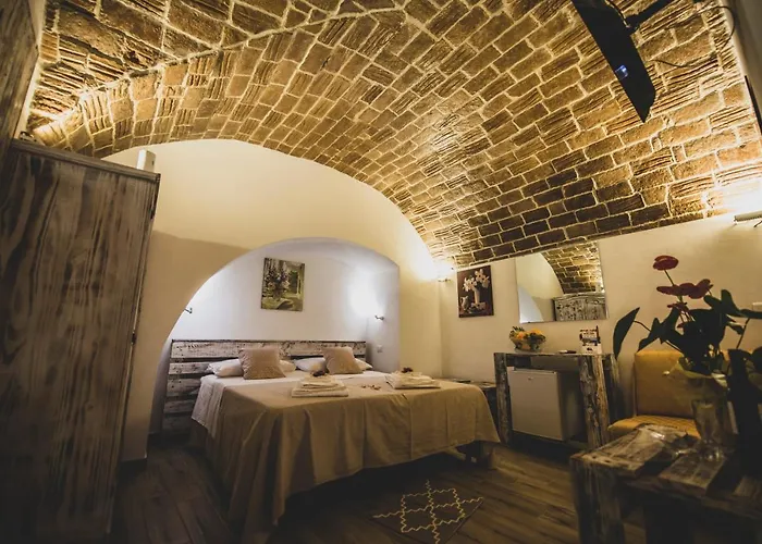 Bed & Breakfast L'antico Soffitto 4*