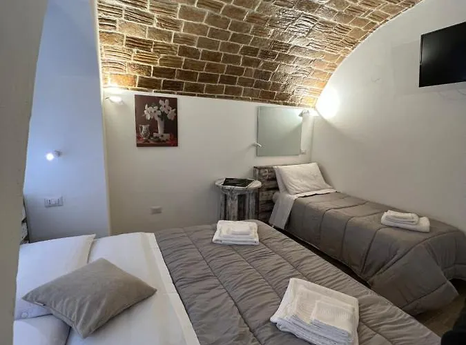 Bed & Breakfast L'antico Soffitto 4*