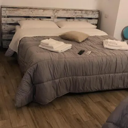Alojamento de Acomodação e Pequeno-almoço L Antico Soffitto 4*