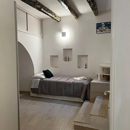 L Antico Soffitto Alojamento de Acomodação e Pequeno-almoço Tropea