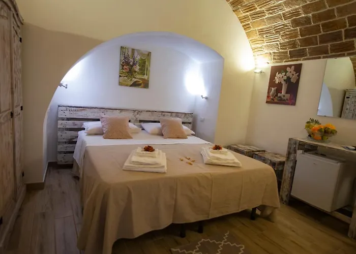 Bed & Breakfast L Antico Soffitto 4*
