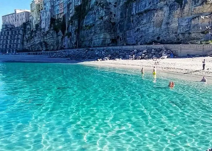 L Antico Soffitto 4* Tropea